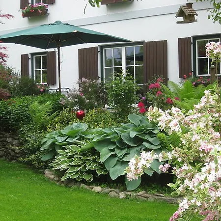 Joergleggerhof Farm stay *