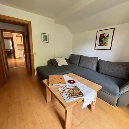 Joergleggerhof Farm stay *